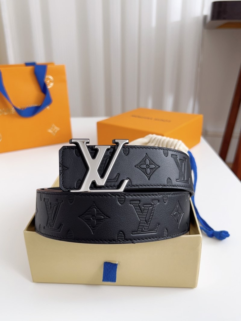 l0vis Vvtt0n belts
